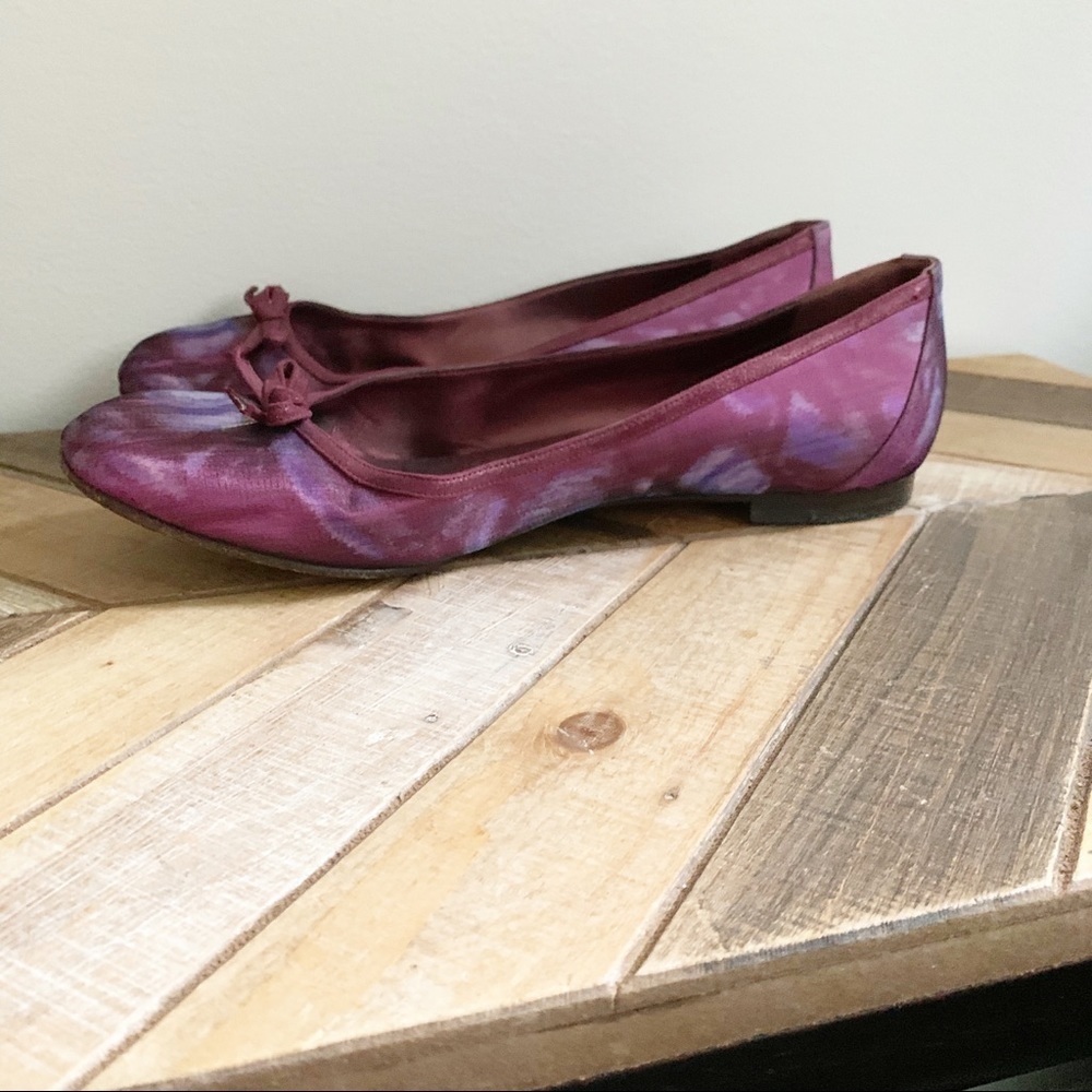 Manolo Purple Silk Floral Flats - Picture 8 of 13